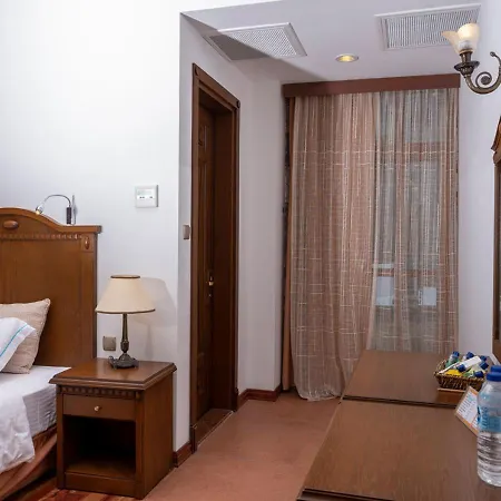 Nazlihan & -special Category Hotel *