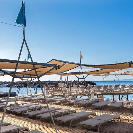 Nazlihan & -special Category Hotel